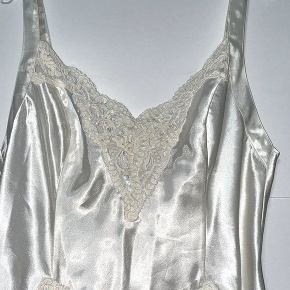 Vintage Victoria’s Secret Lingerie Set Ivory Chamise and Kimono Set Sz Large - Picture 12 of 14